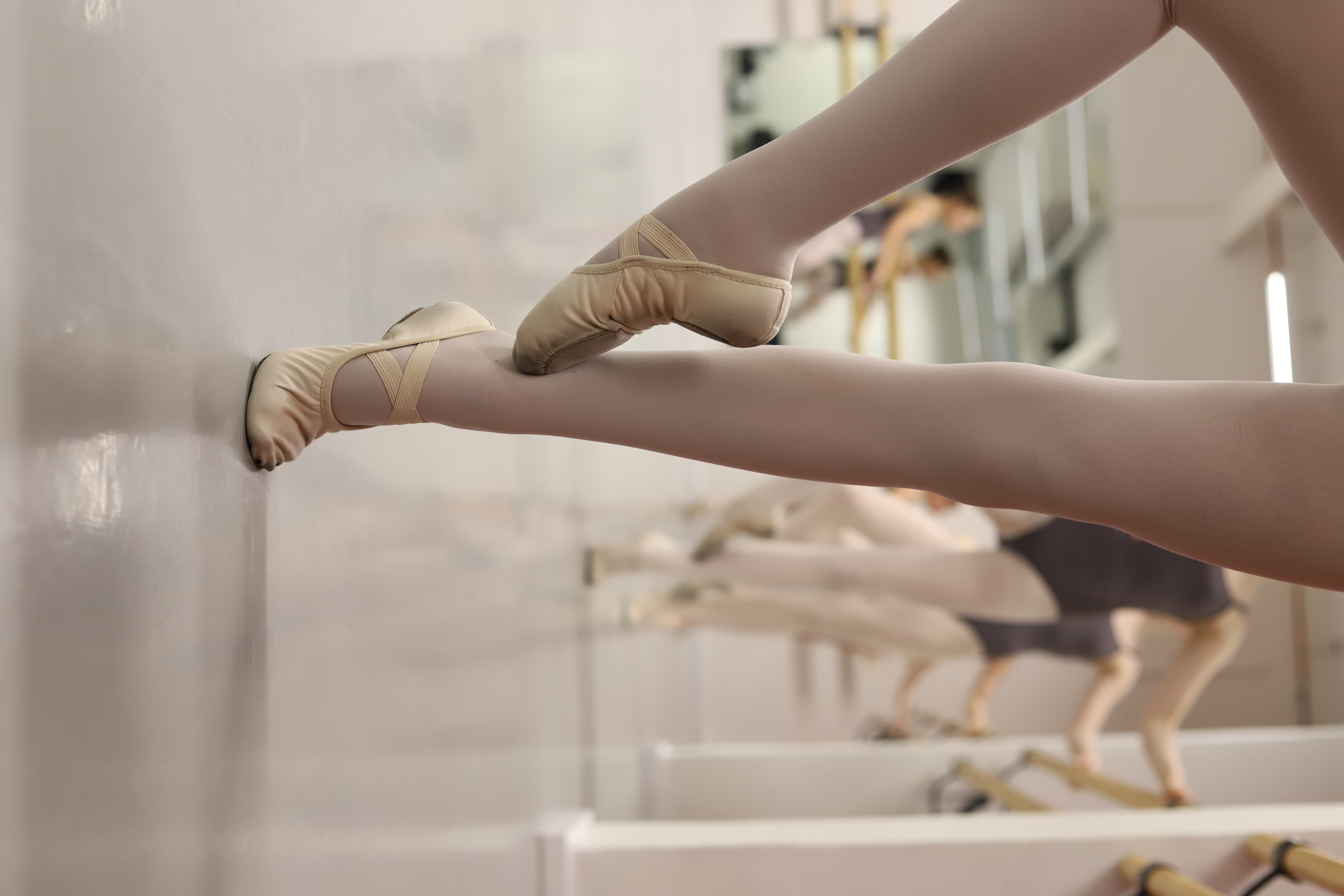 Balettelever under audition på BASE23